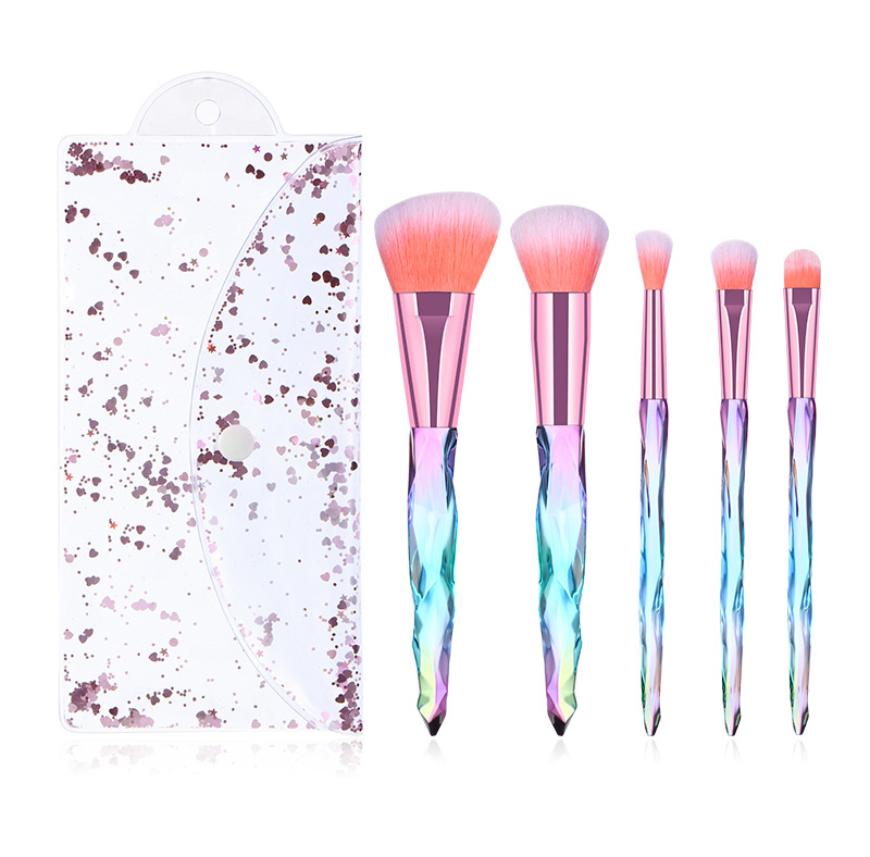 10916379205_1637952815