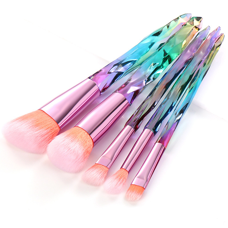 10975463880_1637952815