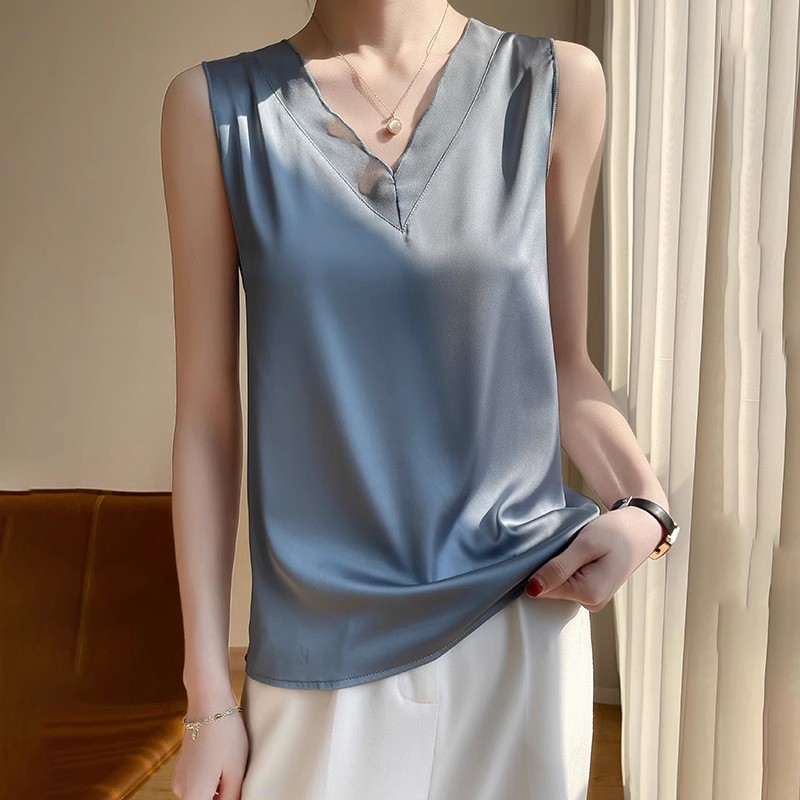 Women's Camisole Glossy Satin Sleeveless Tops Solid V Neck Summer Casual Shirt - Picture 11 of 15