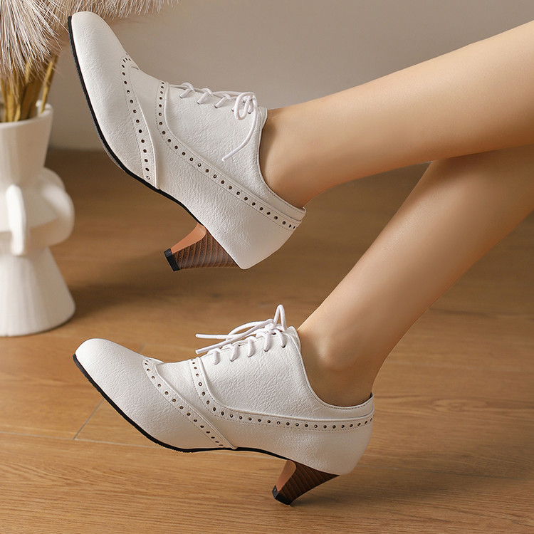 Damenschuhe Oxford-Schuhe Retro Kätzchen niedriger Absatz runde Spitze Freizeit Schnürung Büro OL PLU - Bild 27 von 27