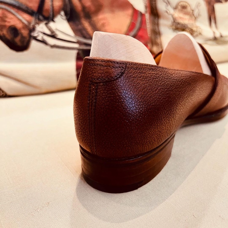 Mocassin a boucle en veau graine (3)