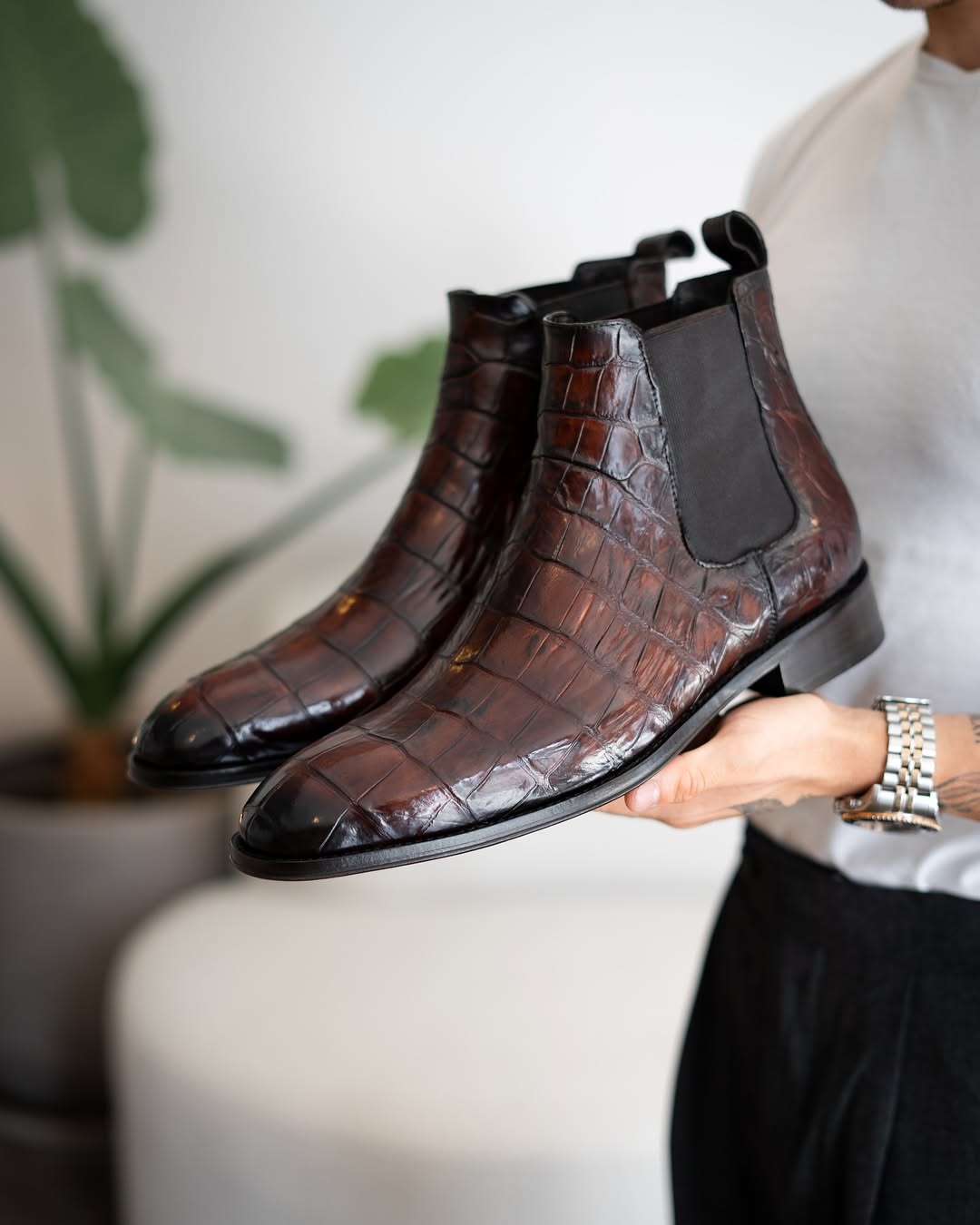 Introducing Samuel, our refined Chelsea boot crafted entirely from genuine crocodile leather in a rich brown hue