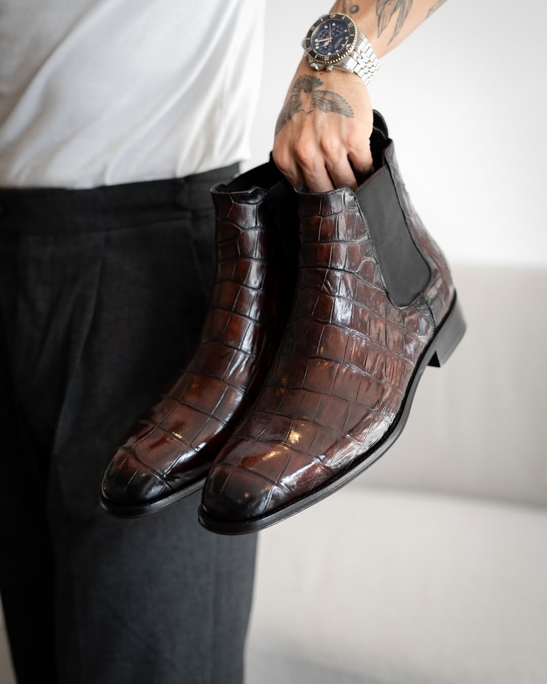 Introducing Samuel, our refined Chelsea boot crafted entirely from genuine crocodile leather in a rich brown hue