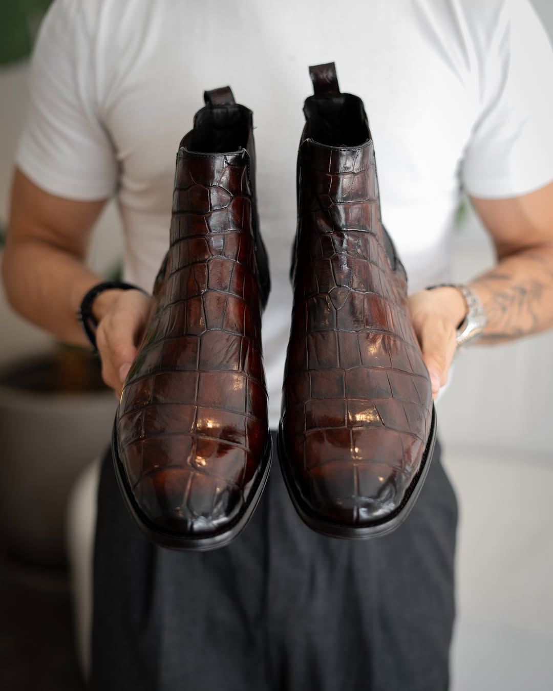 Introducing Samuel, our refined Chelsea boot crafted entirely from genuine crocodile leather in a rich brown hue