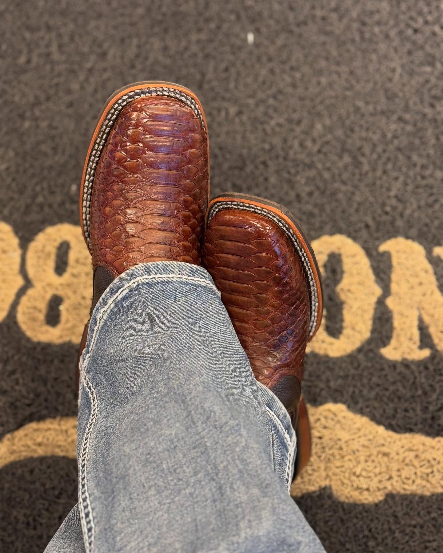 delranchoboots_471294186_1471872610437627_9046644229982803631_n