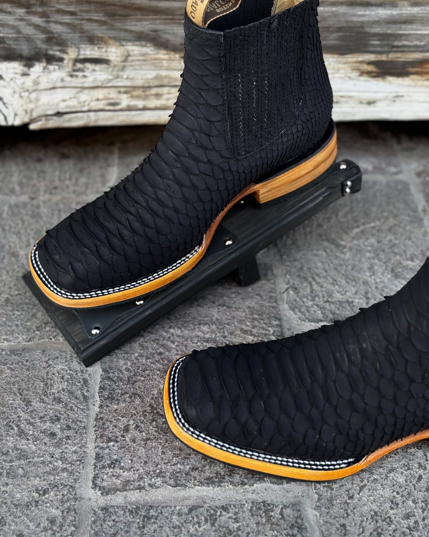 1739311608-DF8t22vOXT7-1