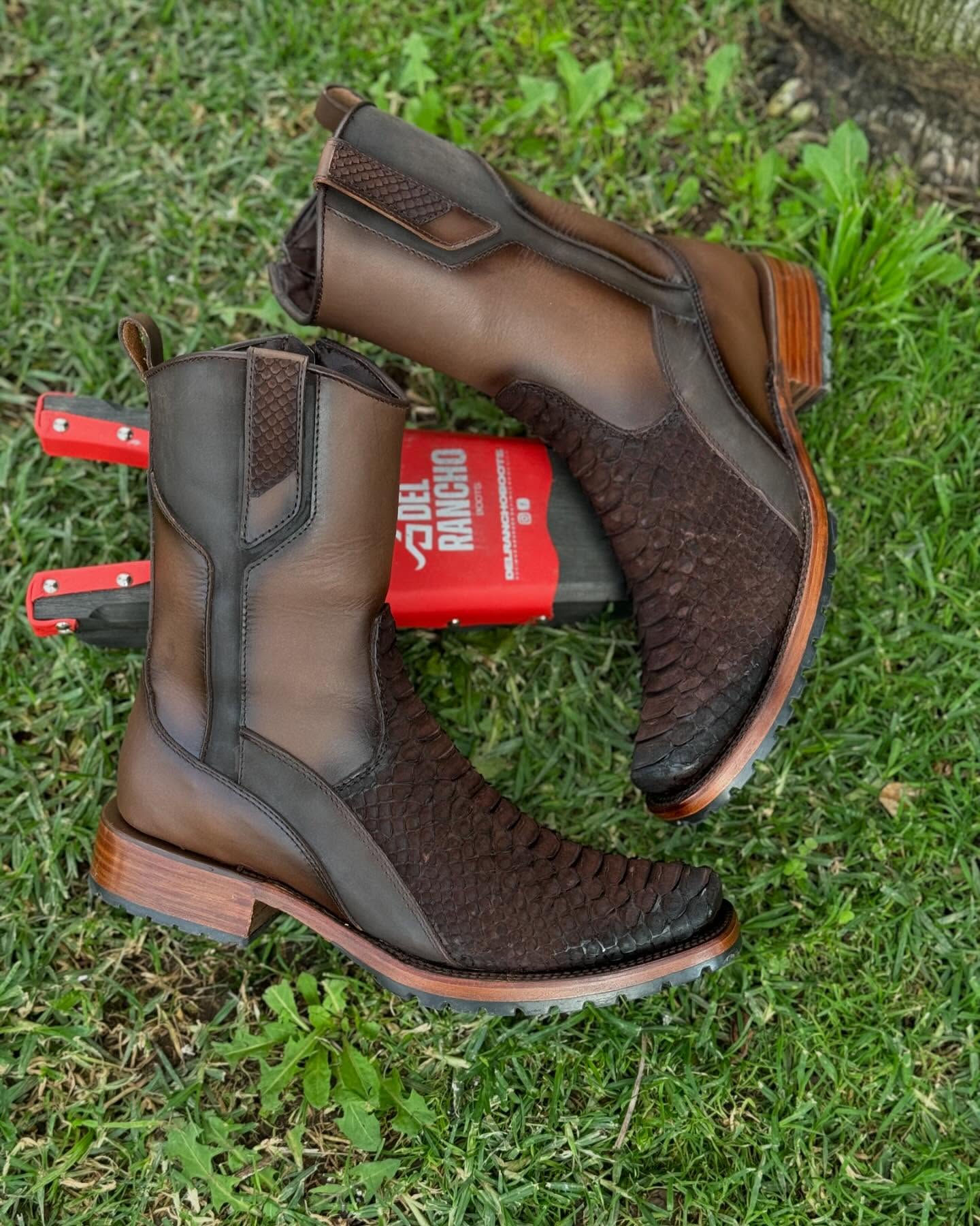 delranchoboots_1729305260_3481987356553546731_35365882753 (1)