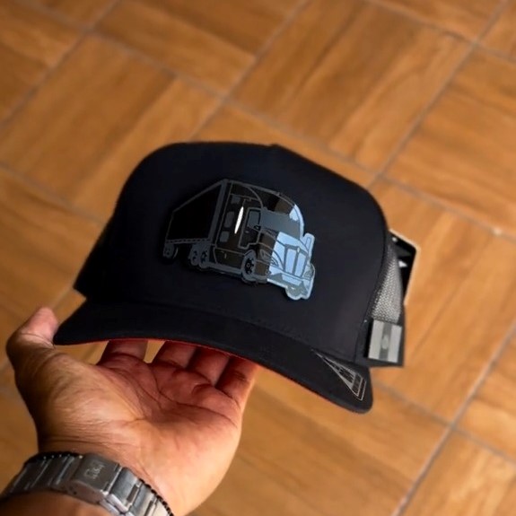 Black_Trucker_Cap-1