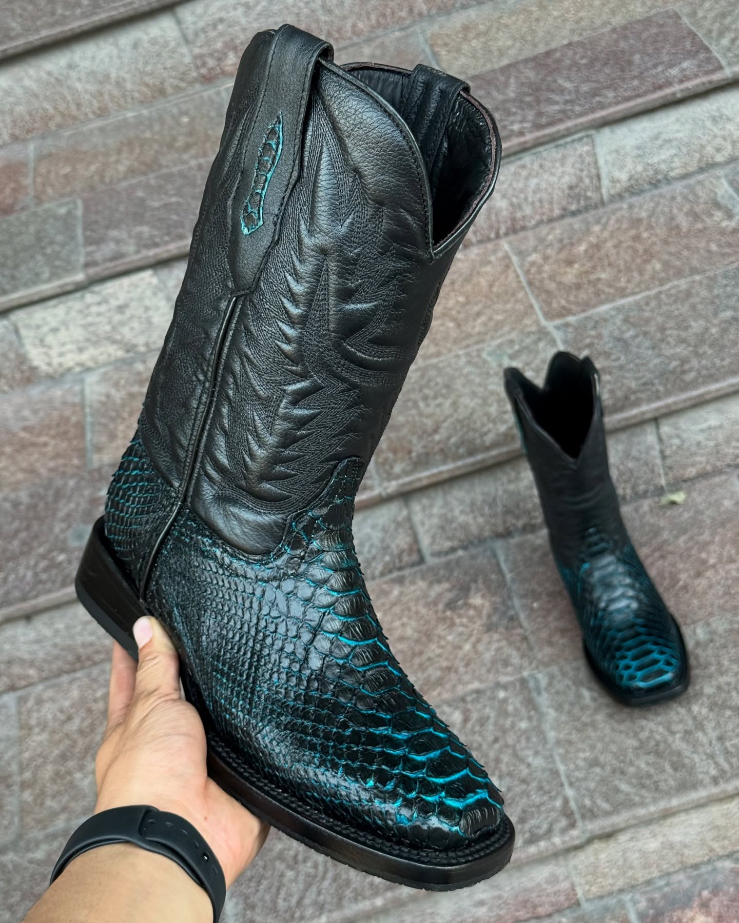almeida_bootsoficial_1747602965_3635479627397898245_52220402971 (1)