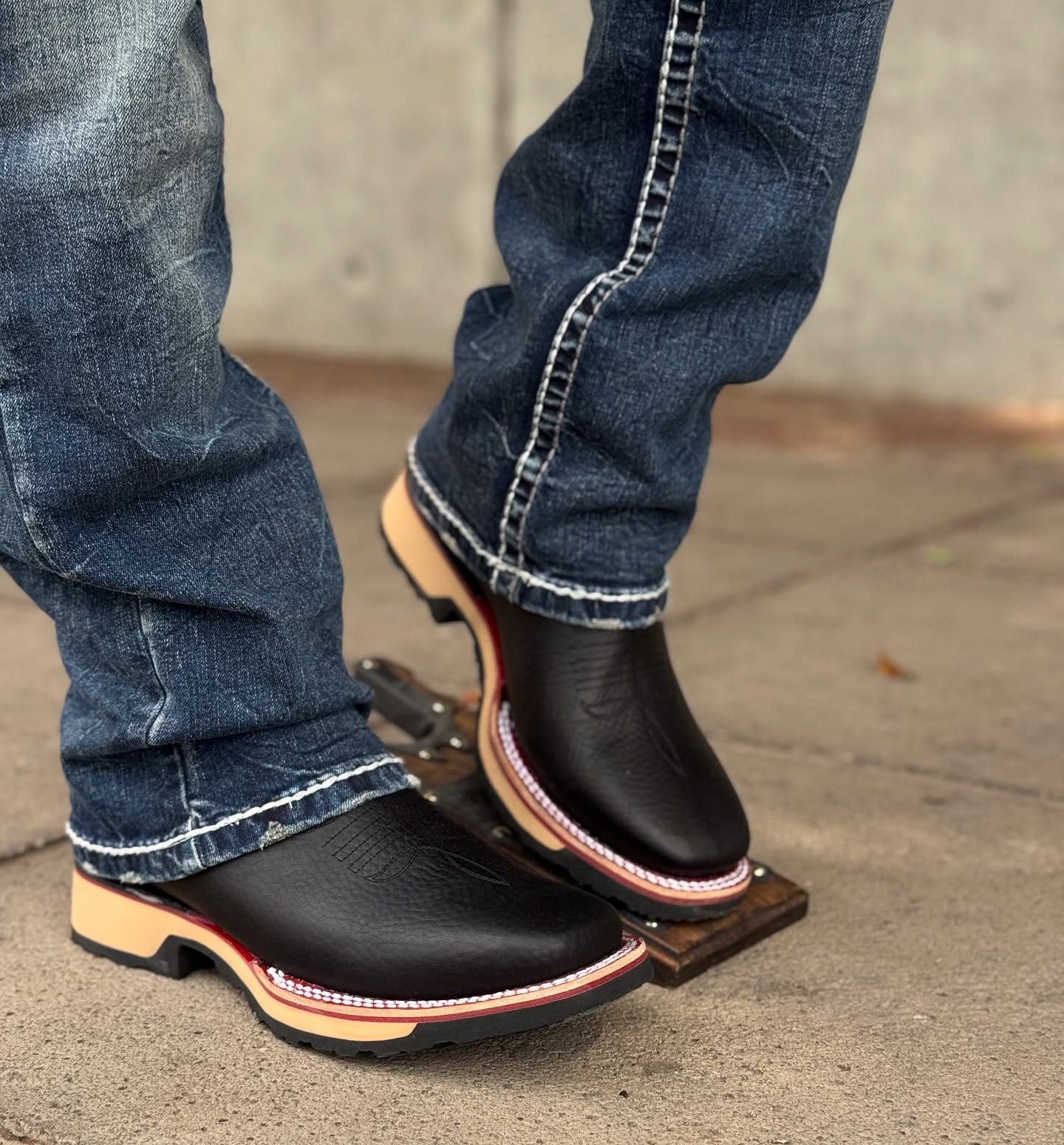delranchoboots_1747953448_3638419695545680779_35365882753