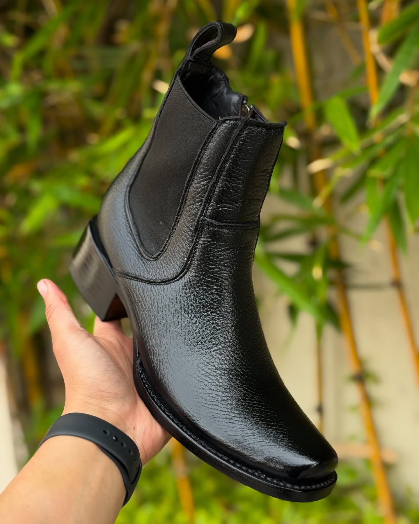 almeida_bootsoficial_1748814441_3645642224529192235_52220402971