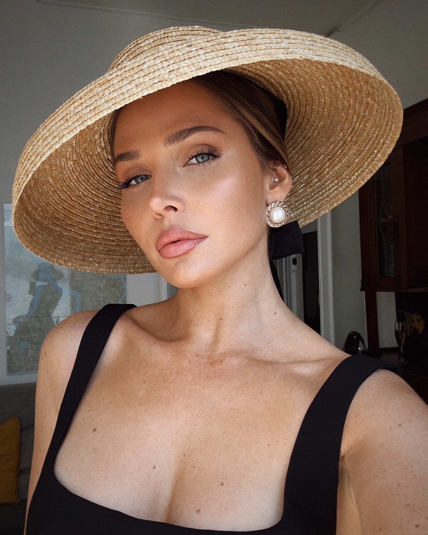 theresalenaforster_1749107259124_R6w536