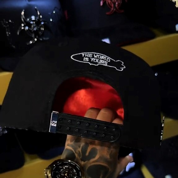 Modern_Black_Cap-2