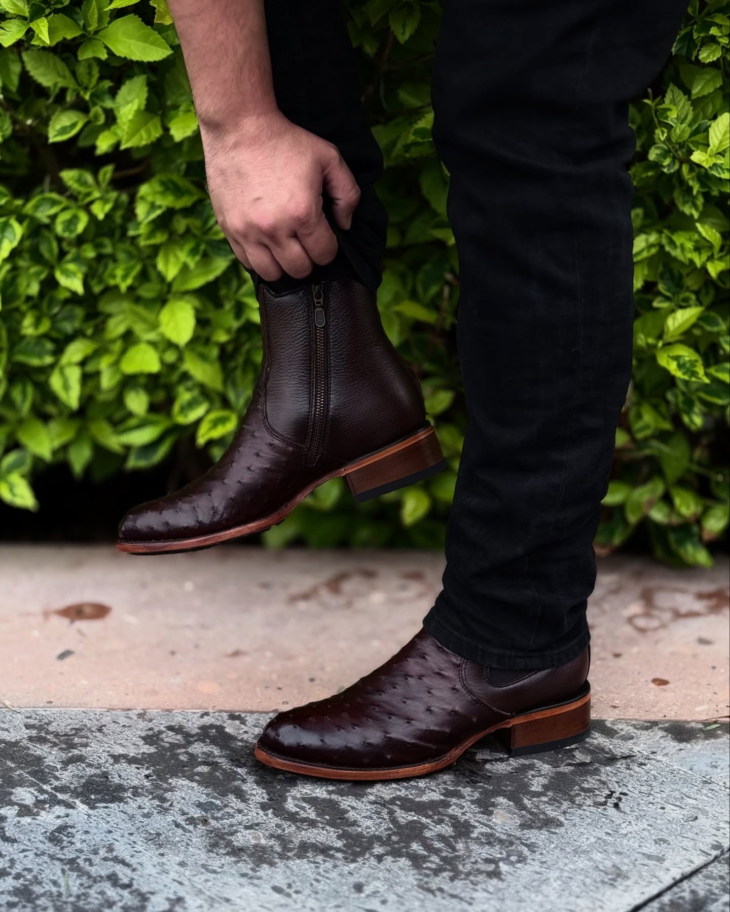 2025-06-13-DK0cXW3M9I5-2