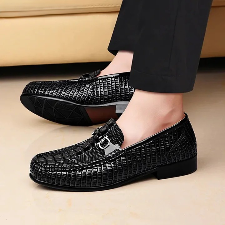 DANRRIO Crocodile Print Business Elevating Wedding Shoes _ Formal Loafers DANRRIO
