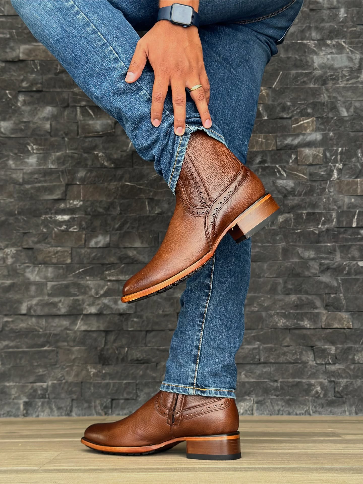 2025-07-01-DLiDgIbsUBd-1