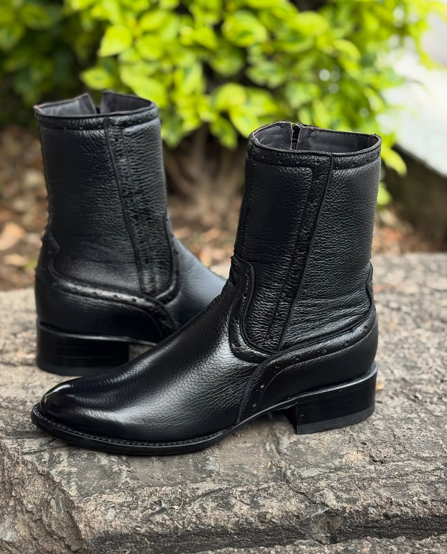 delranchoboots_1752091461_3673131864124210485_35365882753