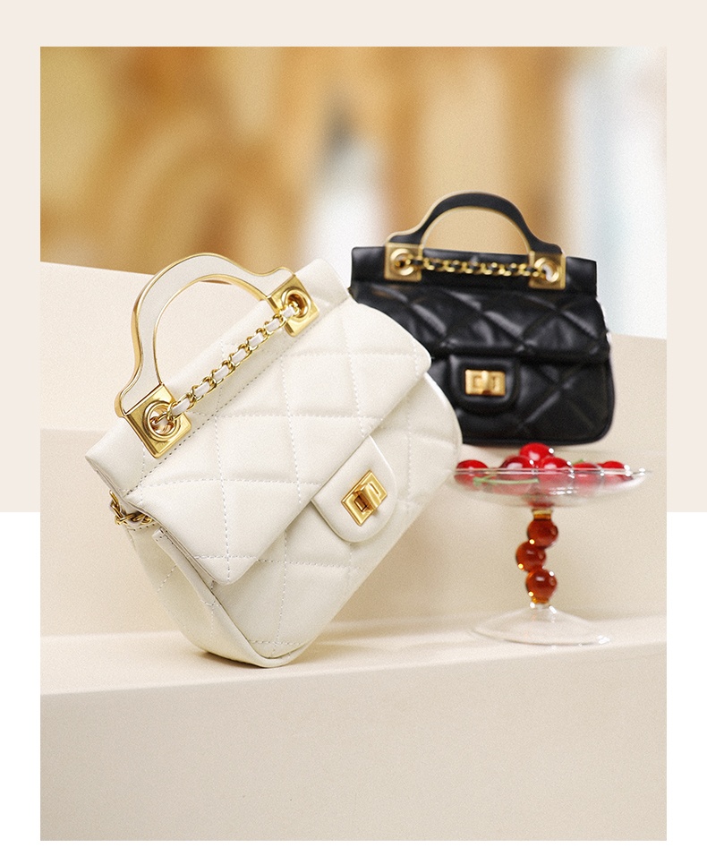 ZeeHu8HQomne1756115294297