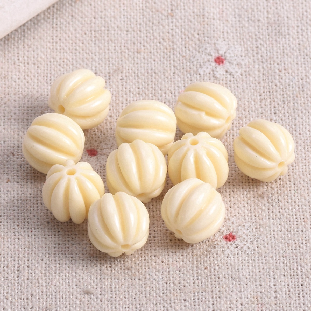 10pcs 11mm Round Plicated Artificial Coral Loose Beads For Jewelry Making Lot - Picture 10 of 13