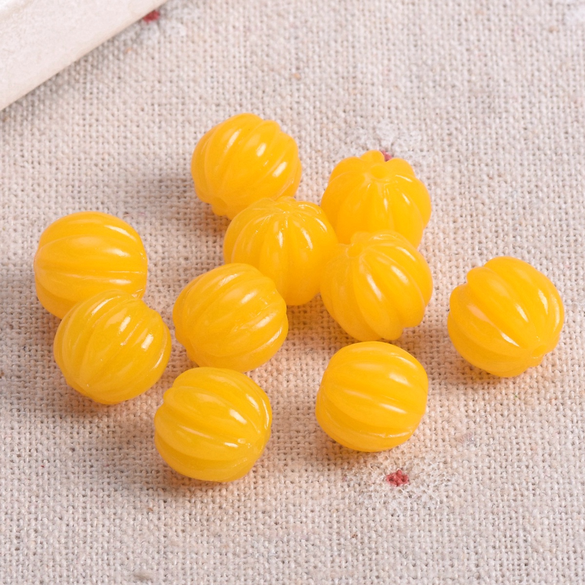 10pcs 11mm Round Plicated Artificial Coral Loose Beads For Jewelry Making Lot - Picture 12 of 13