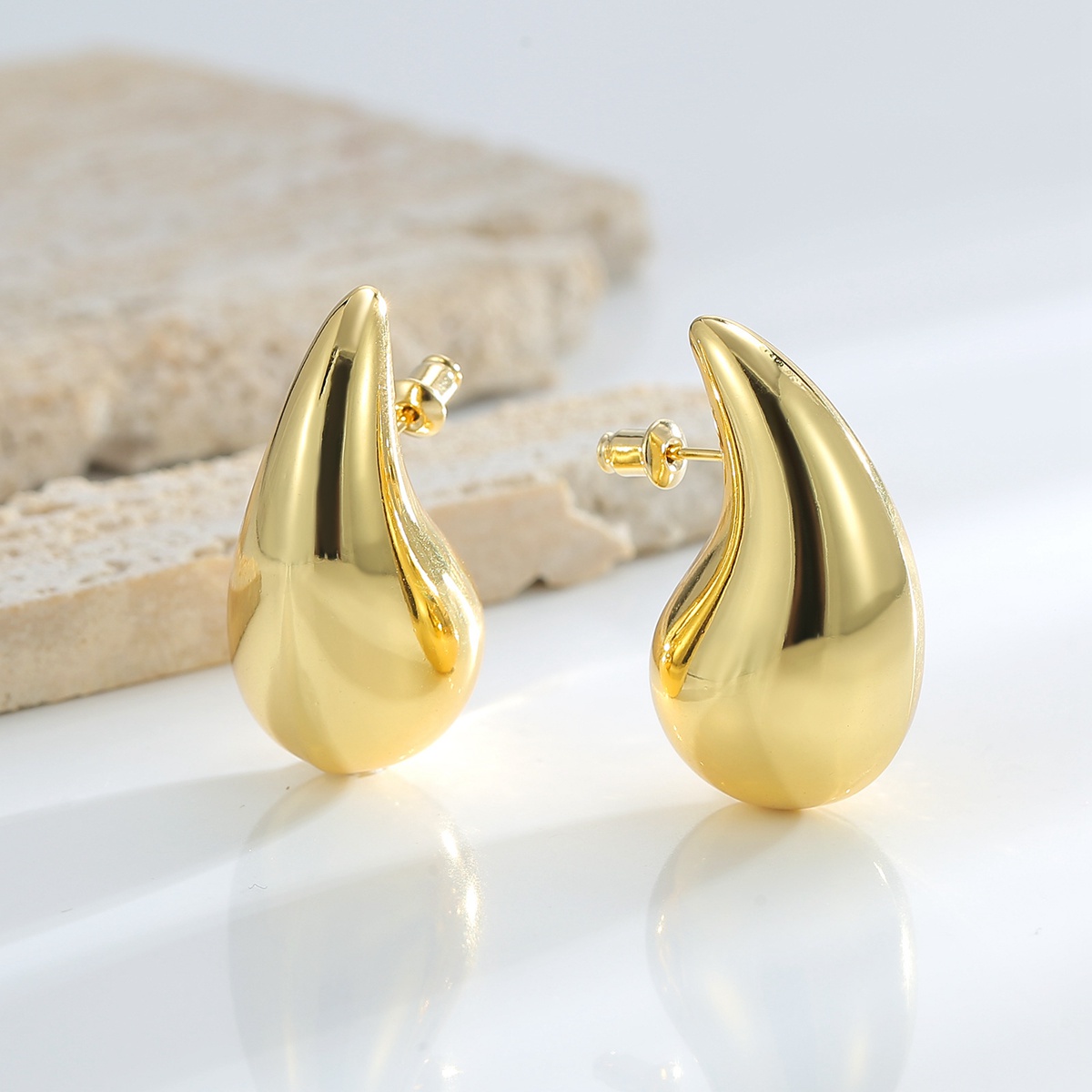 Glossy Gold/Silver Plated Chunky Gogok Dome Teardrop Stud Earrings For Women - Picture 6 of 7