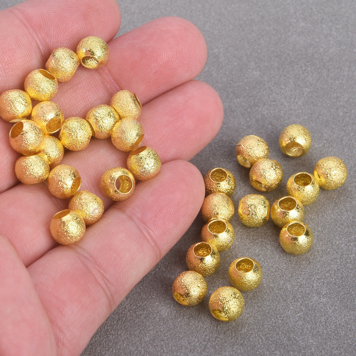 50pcs Round 8mm Gold/Silver Matte Hollow Brass Metal Loose Beads DIY Jewelry - Picture 4 of 5