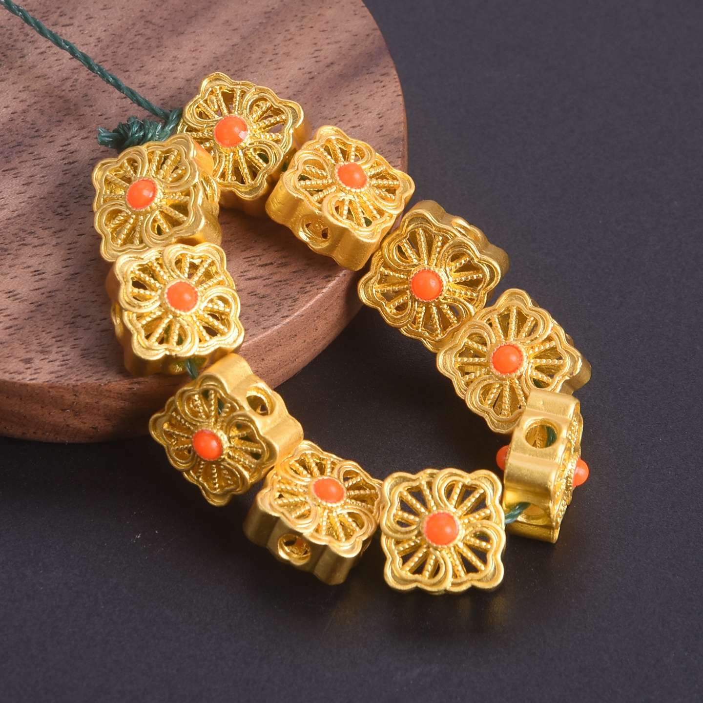 Lote de 5 cuentas sueltas de metal de aleación de 11 mm ~ 18 mm color dorado mate para hacer joyas - Imagen 7 de 10