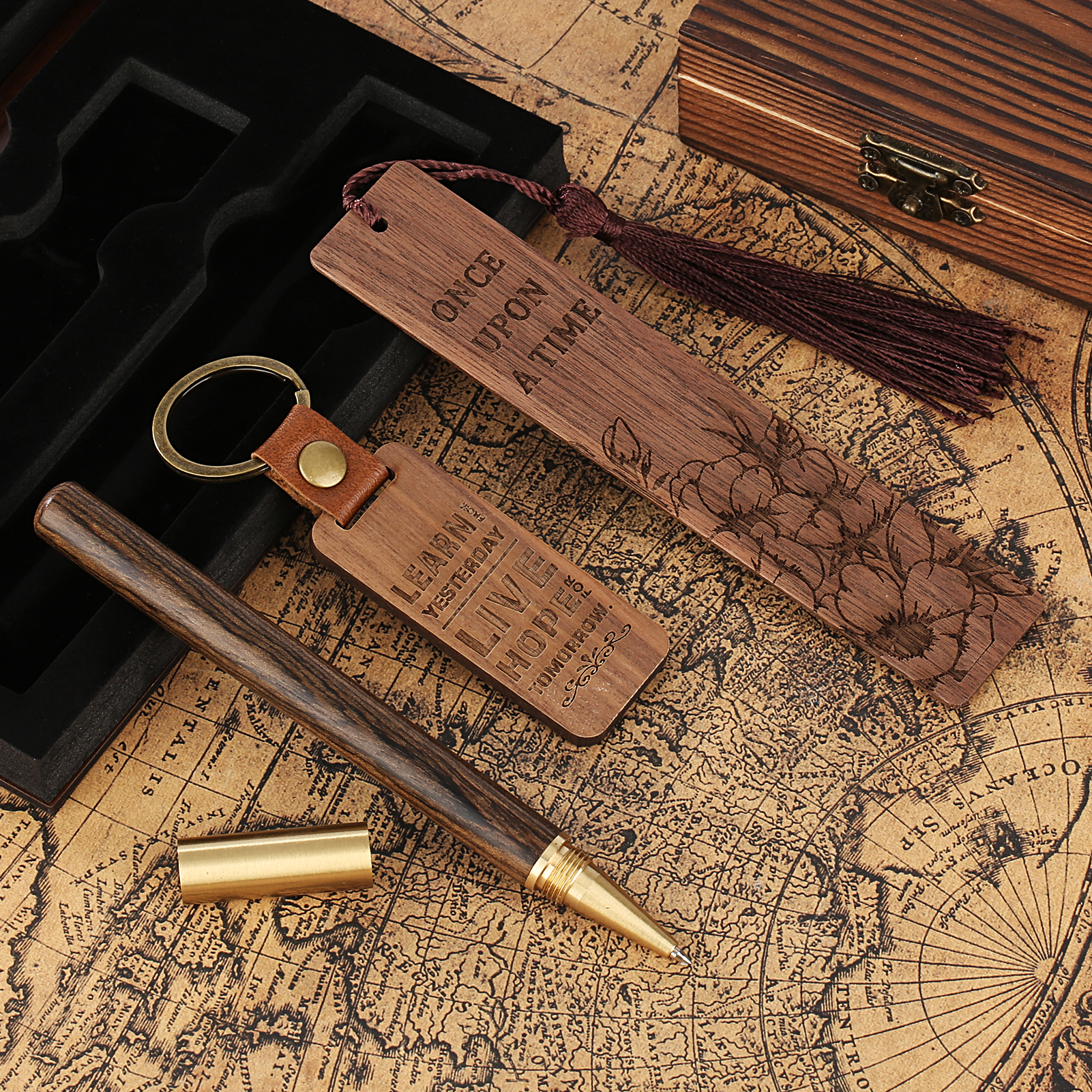 Wood Bookmark Pen Set for Men Women Book Lovers Handmade Wooden Carving Bookmark - Imagen 38 de 40