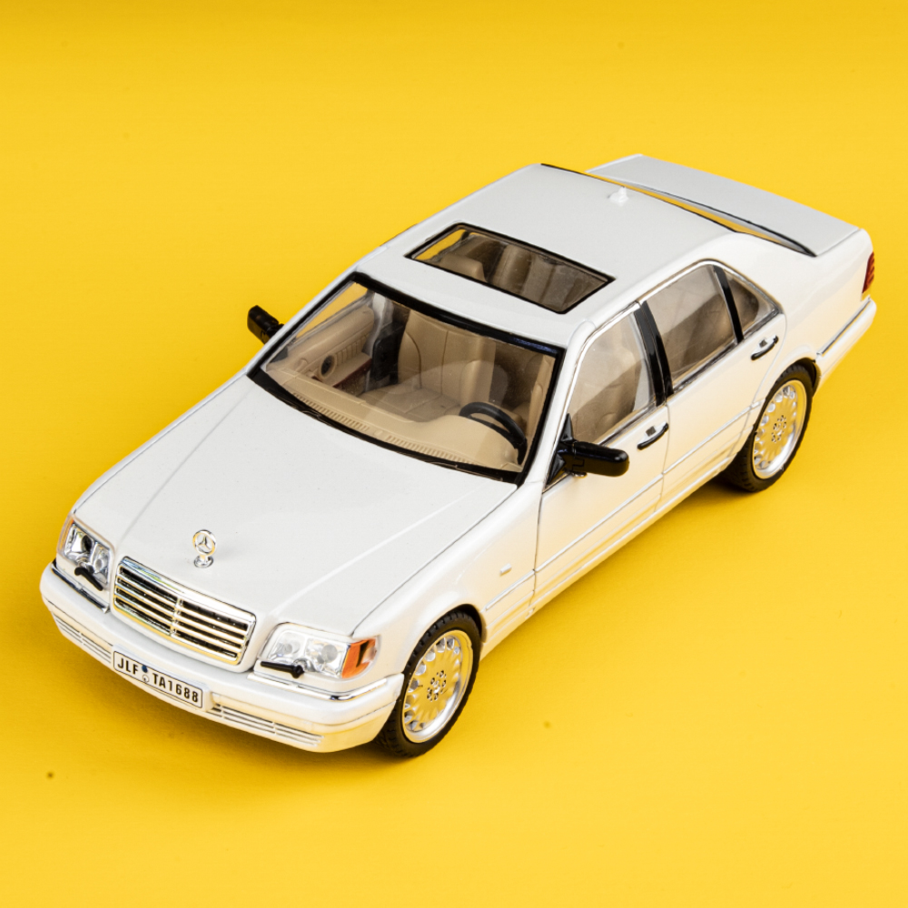 Modellino auto giocattolo 1/24 Benz W140 320SEL berlina classica pressofuso metallo - Foto 10 di 10