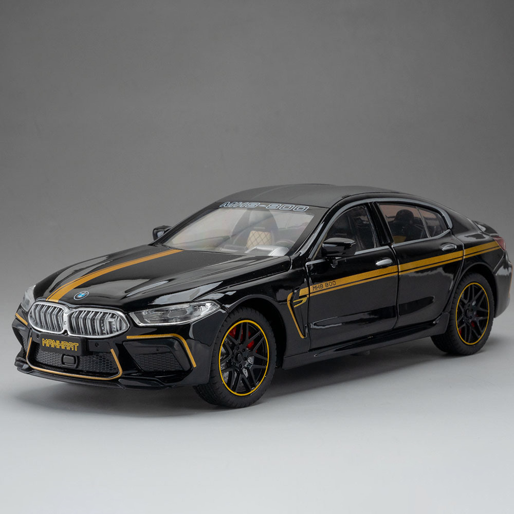 Modellino auto sportiva BMW M8 1/24 pressofuso metallo giocattolo collezione regalo - Foto 16 di 18