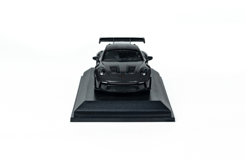 MINICHAMPS 1:64 Porsche 911 (992) GT3 RS 2024 Sportwagen Modell Auto Sammlung - Bild 4 von 41