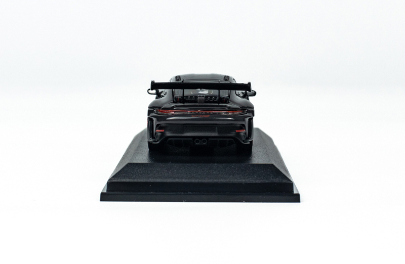 MINICHAMPS 1:64 Porsche 911 (992) GT3 RS 2024 Sportwagen Modell Auto Sammlung - Bild 5 von 41