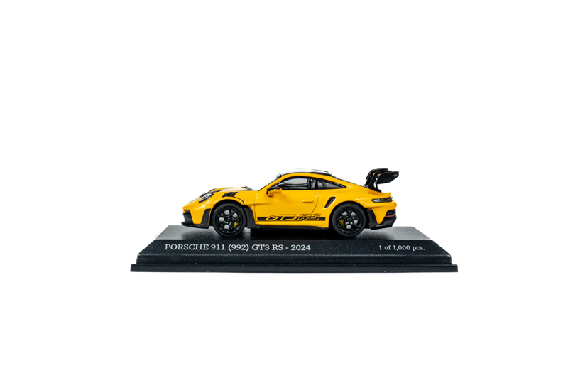 MINICHAMPS 1:64 Porsche 911 (992) GT3 RS 2024 Sportwagen Modell Auto Sammlung - Bild 36 von 41