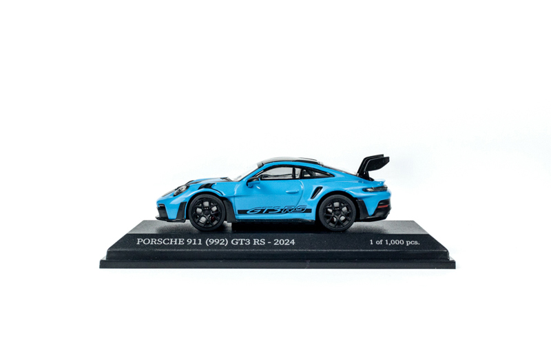 MINICHAMPS 1:64 Porsche 911 (992) GT3 RS 2024 Sportwagen Modell Auto Sammlung - Bild 40 von 41