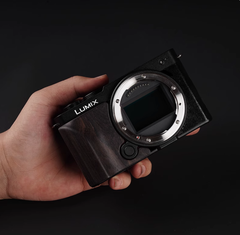 Adesivo antiscivolo manico impugnatura fotocamera legno fatto a mano per Panasonic Lumix S9 - Foto 17 di 19
