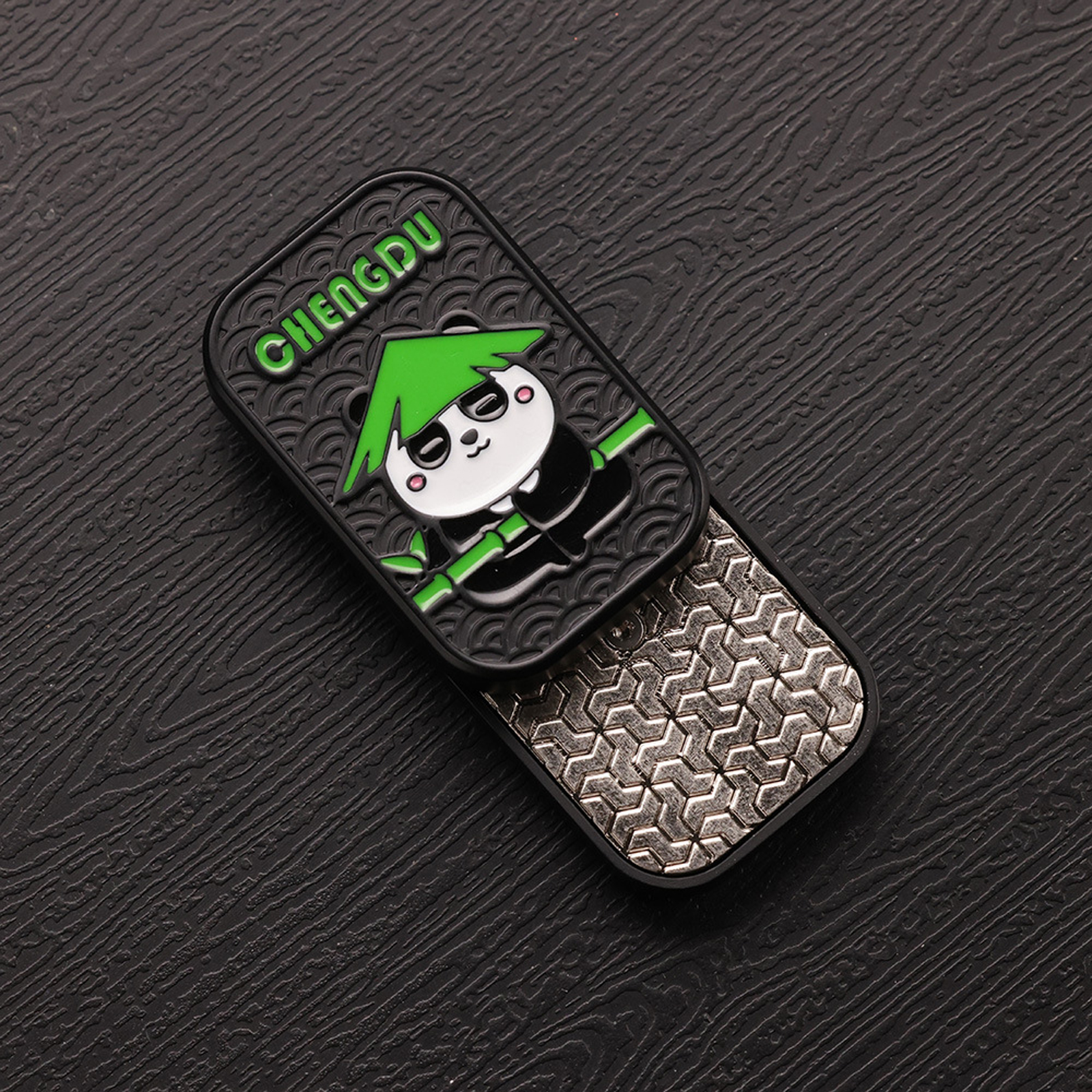 1 Stück Chengdu Panda Slider Fidget Toy – Magnetischer EDC-Stressabbau - Bild 9 von 9