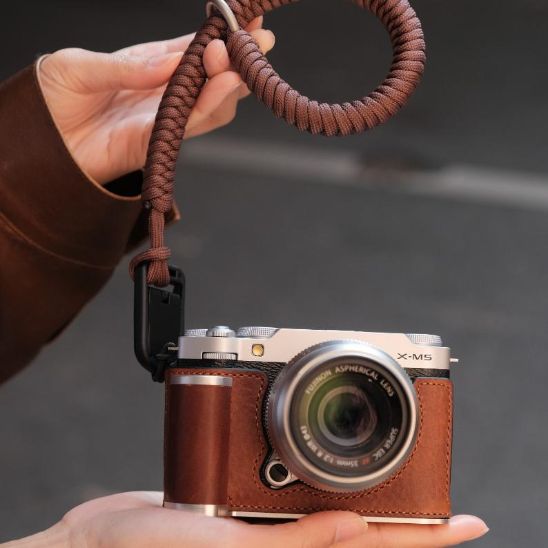 Genuine Leather Camera Bag Case Protect Cover Belt For Fujifilm XM5 Fuji X-M5 - Picture 28 of 36