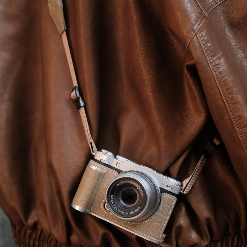 Genuine Leather Camera Bag Case Protect Cover Belt For Fujifilm XM5 Fuji X-M5 - Picture 32 of 36
