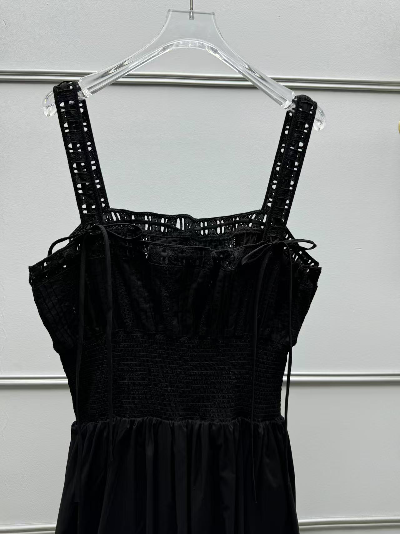 Vestido de encaje calado con tirantes Christy Dawn - Imagen 31 de 35