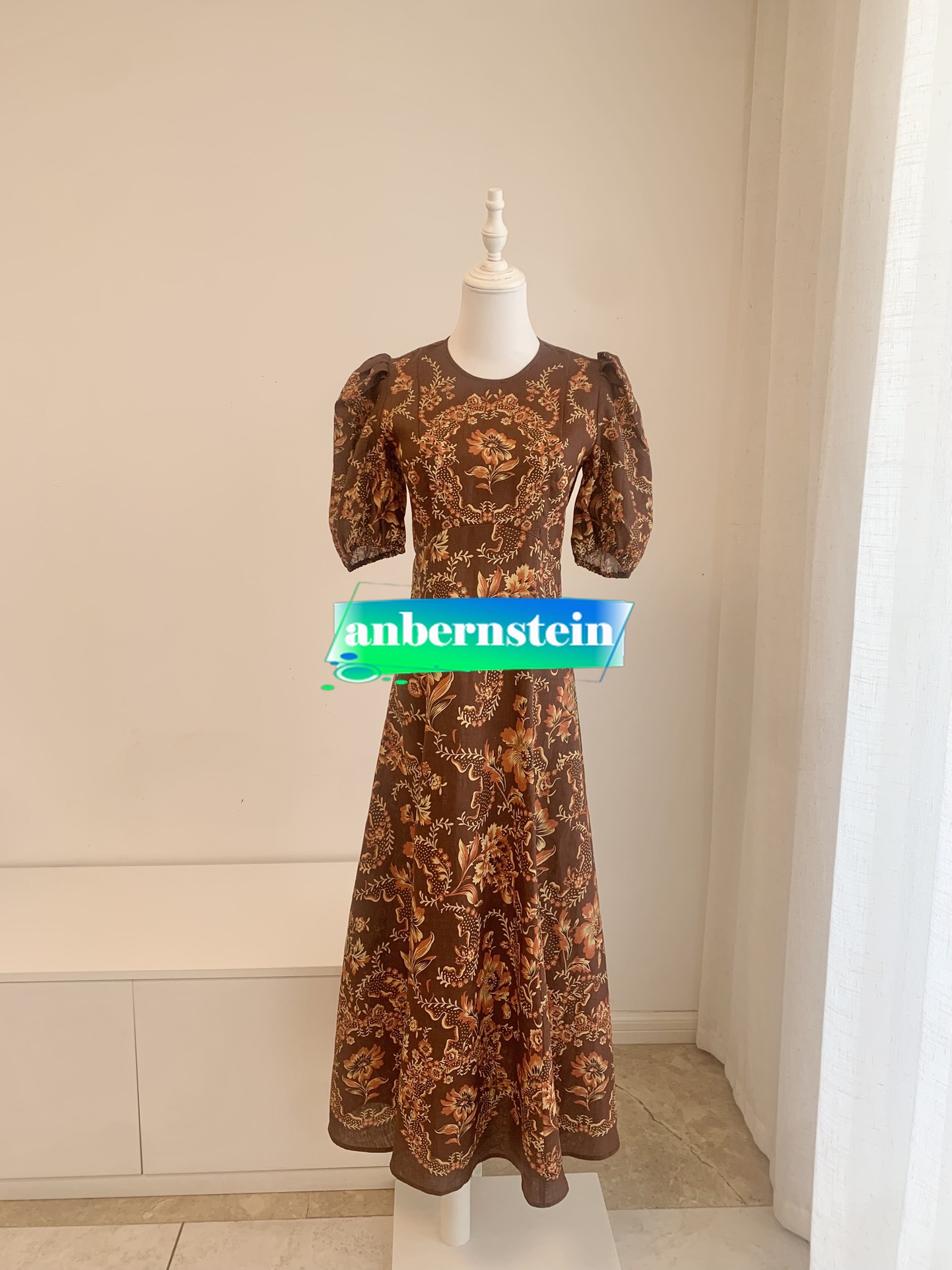 Alemais Seraphine bedrucktes Kurzarm Hemd + Hosenanzug Ramie Kaffee Kleid - Bild 29 von 43