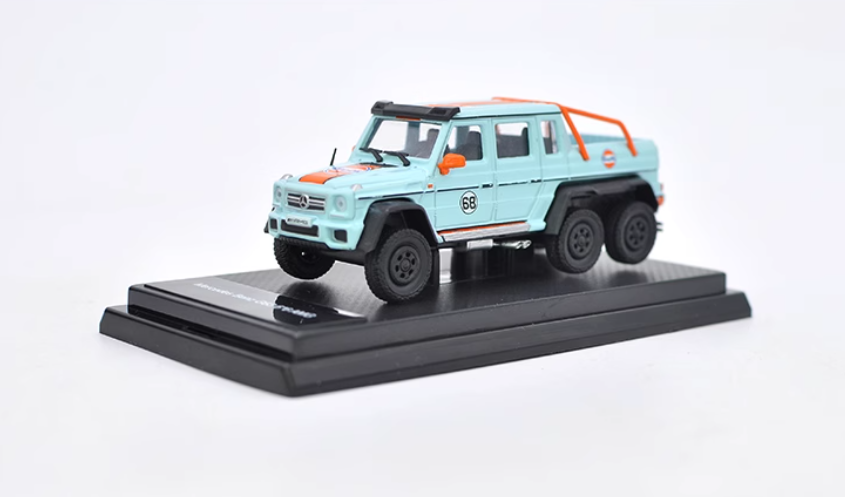 1:64 Mercedes-Benz G63 6X6 4X4 G500 AMG G pickup truck original car model.