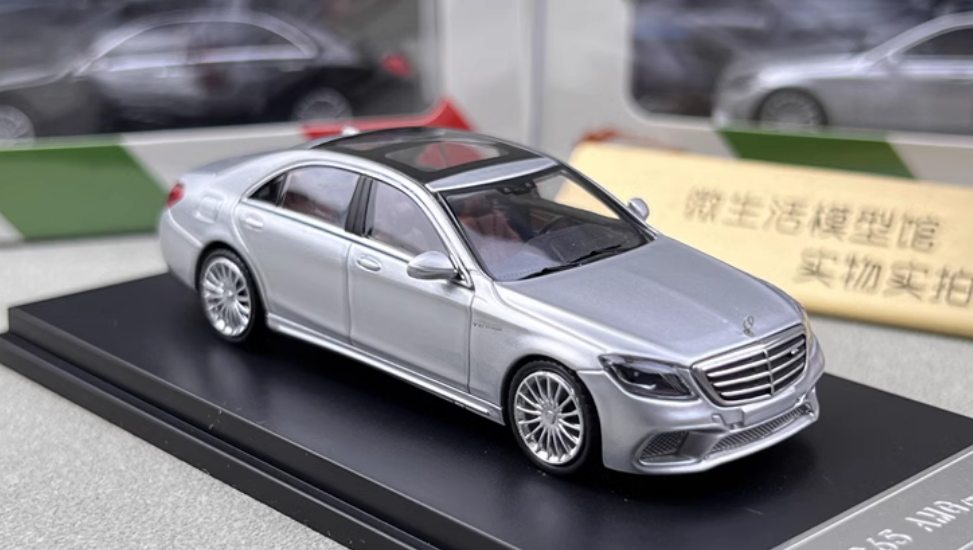 King model 1:64 Mercedes S65 W222 Mercedes alloy collectible car model