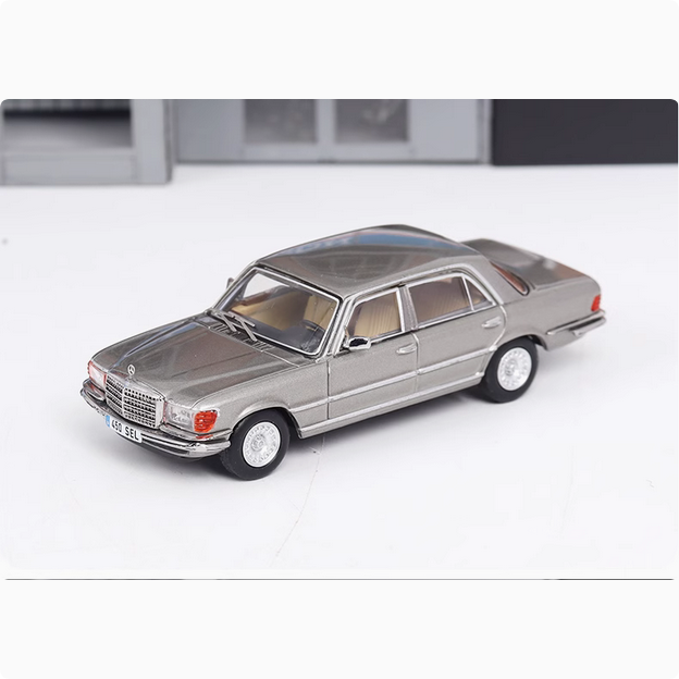 Maxwell 1: 64 Mercedes Benz S-Class 450SEL W116 Fifth Generation Alloy Car Model - Picture 12 of 15