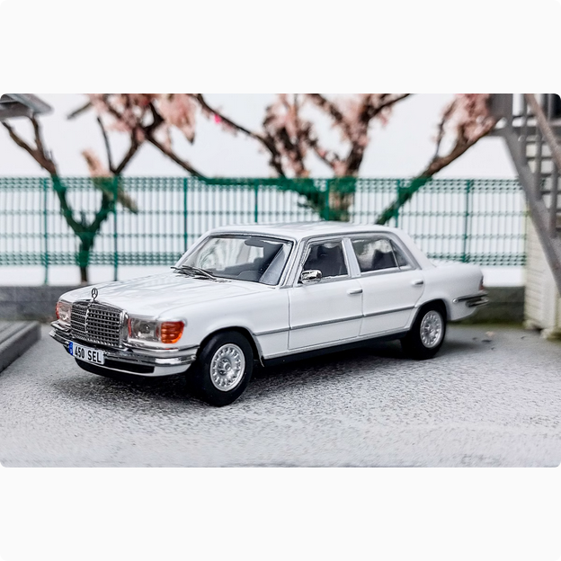 Maxwell 1: 64 Mercedes Benz S-Class 450SEL W116 Fifth Generation Alloy Car Model - Picture 14 of 15