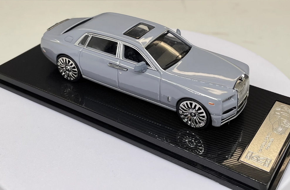 SC1: 64 Rolls Royce Phantom 8th Generation Alloy Car Model Ornament Collection - Picture 18 of 19