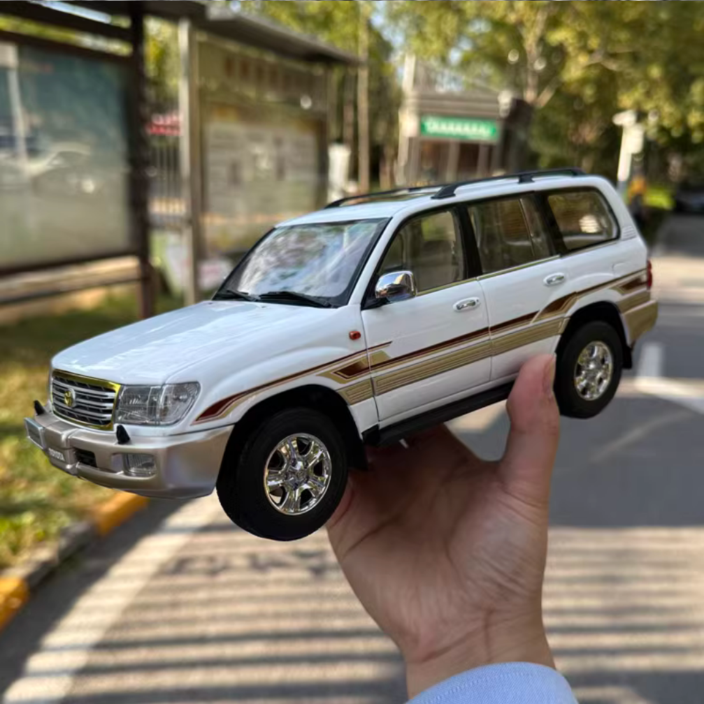 Original 1:18 Toyota Land Cruiser 4700 Alloy Fully Open Car Model Collection - Bild 26 von 26