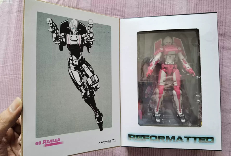 New Transformable Toys MMC R-08 IDW Azalea Action Figure