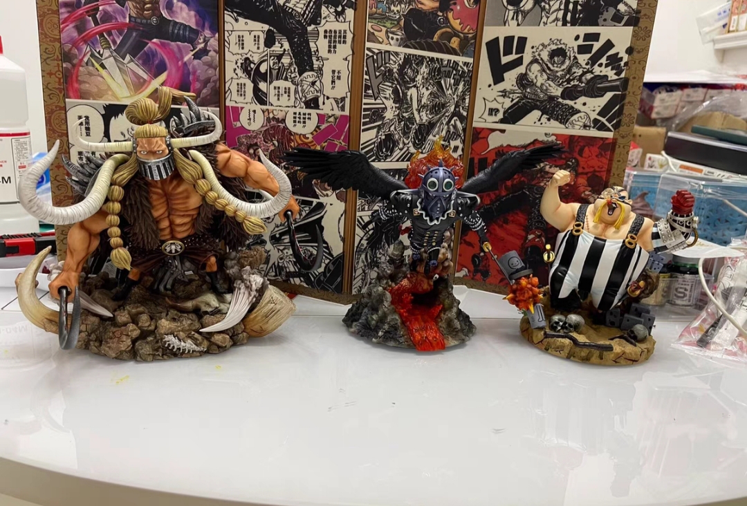 G5 Studio One Piece Queen Jack King Figures Model Toys Collect