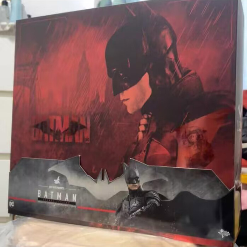 Figurine Hot Toys The Batman Deluxe Version 1/6 - NEUVE Sous Blister