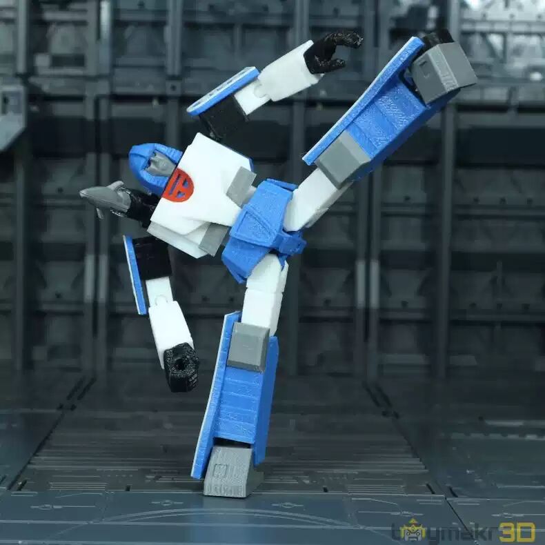 Blokees Transformers Class 06 Mirage Model Kit - MCFLY COLECIONÁVEIS